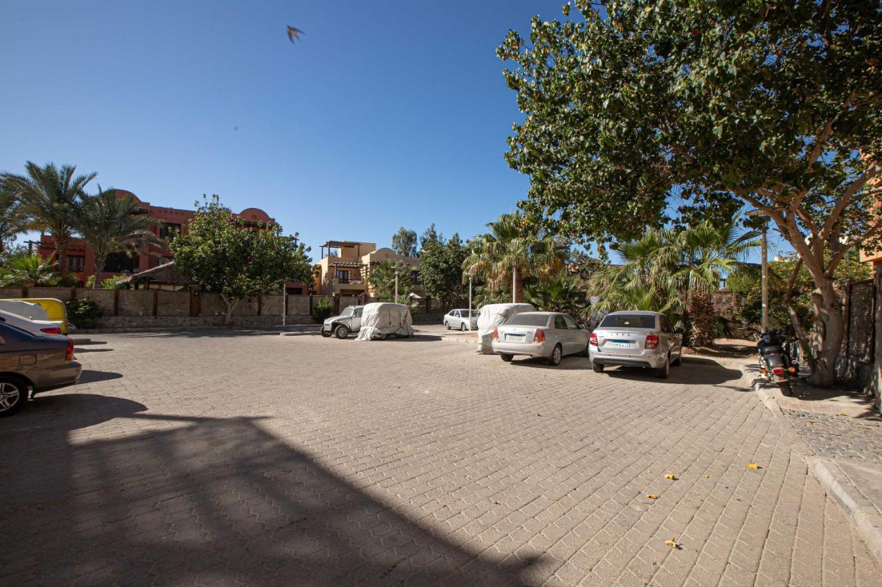 2 Bedroom Condo, With Pool, And Beach & Lagoon Access Hurghada Exterior foto